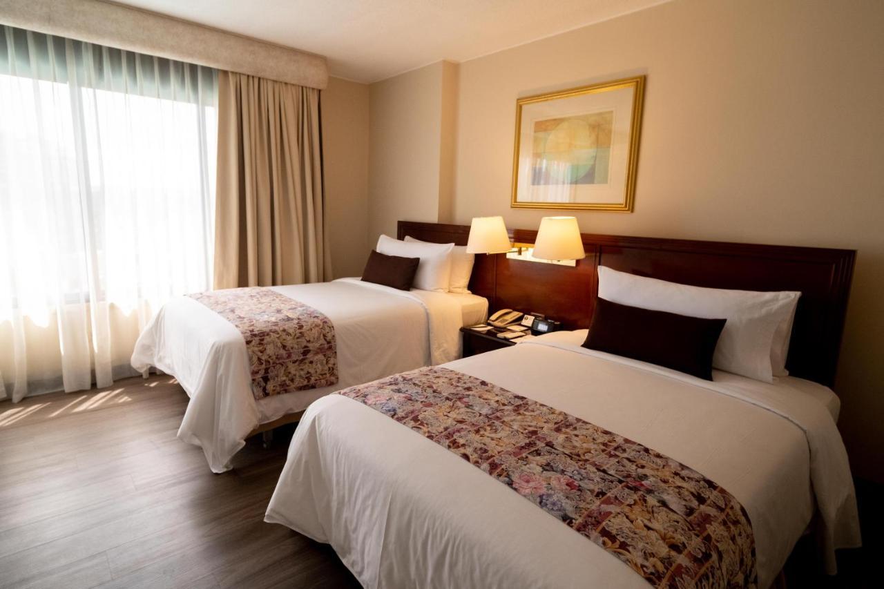 La Quinta By Wyndham Quito Hotel Buitenkant foto