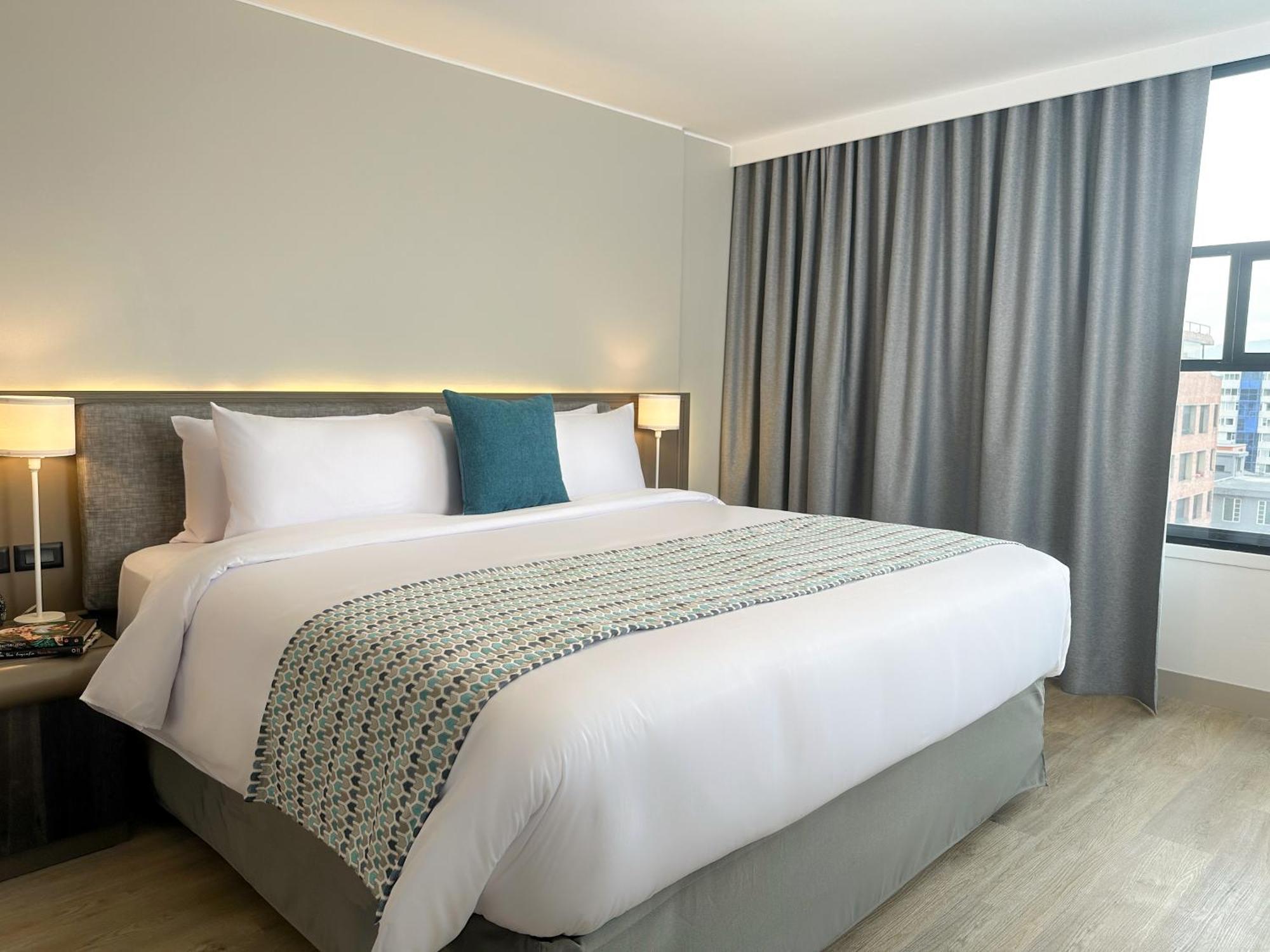 La Quinta By Wyndham Quito Hotel Buitenkant foto