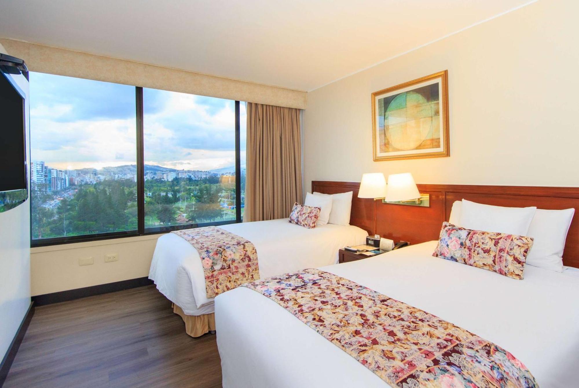 La Quinta By Wyndham Quito Hotel Buitenkant foto